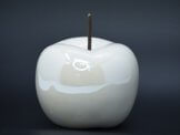 Apfel Keramik (verschiedene Farben und Größen) Dekoapfel Dekofigur Dekoobst Obst Deko Keramikapfel Skulptur (Ø 15 cm - Höhe 15 cm, Creme) - 1