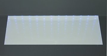 CAVADORE Couchtisch Hutch/moderner, niedriger Tisch mit schwarzem Glas und 3D-LED-Beleuchtung/mit Akku und 5m Ladekabel/mit Ablage/Hochglanz Weiß / 120 x 60 x 35 cm (L x B x H) - 5