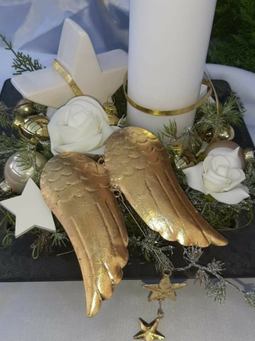 Tischgesteck Tischdeko Adventsgesteck Schale Flügel Stern gold edel modern Kerze